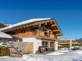 Chalet in Neukirchen am Grossvenediger with pool